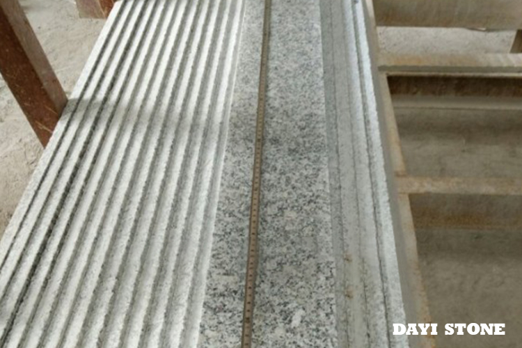 Risers Light Grey Granite G603 Top polished others sawn - Dayi Stone